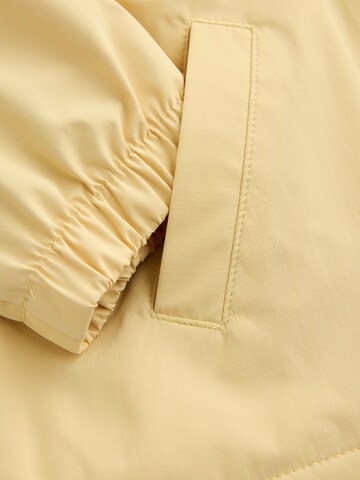 Next Tussenjas in Geel