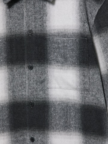 Pull&Bear Jacke in Schwarz