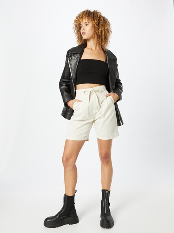 ESPRIT Loose fit Pleat-Front Pants in White