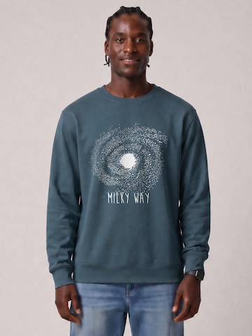 Watapparel Sweatshirt 'Milky Way' in Blauw: voorkant