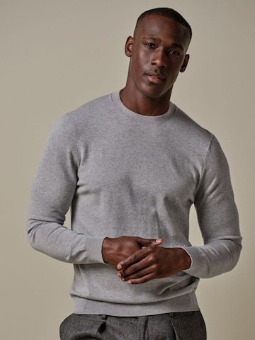Pull-over Profuomo en gris : devant