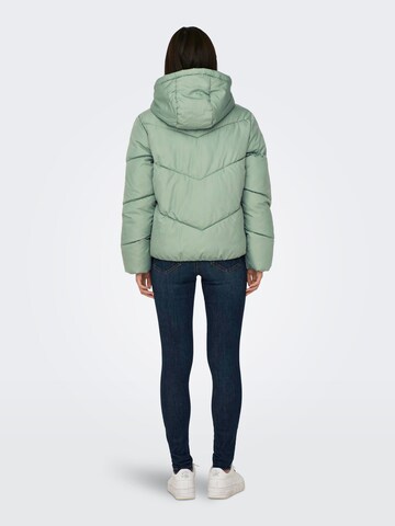 Veste mi-saison 'ALLY' ONLY en vert