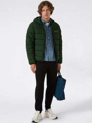Champion Authentic Athletic Apparel Vinterjacka i grön