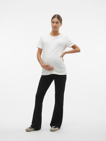 MAMALICIOUS Flared Broek 'LIF PINTUCK' in Zwart