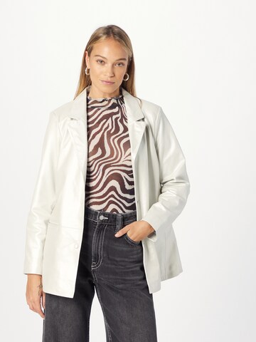 Maze Between-Seasons Coat in White: front