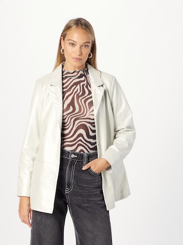 Maze Between-Seasons Coat in White: front