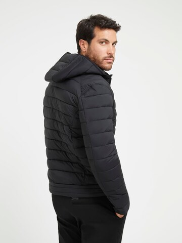 Geacă de primăvară-toamnă de la GUESS pe negru