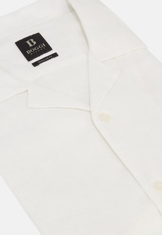 Coupe regular Chemise Boggi Milano en blanc