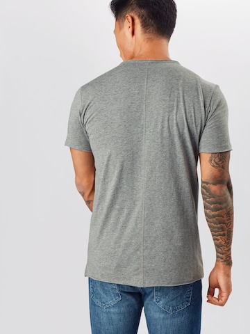 REPLAY T-shirt i grå