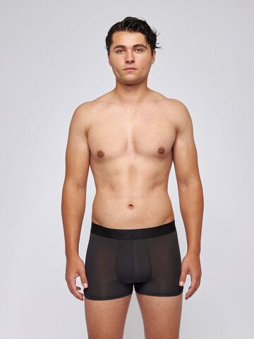 SNOCKS Boxer shorts in Black: front