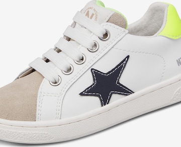 NATURINO Low shoe 'PINN ZIP.' in White: front