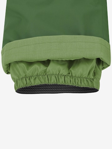 normani Regular Athletic Pants 'Salcha' in Green