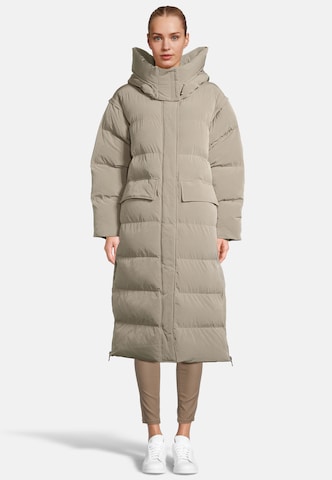 BLONDE No. 8 Winter Coat in Beige: front