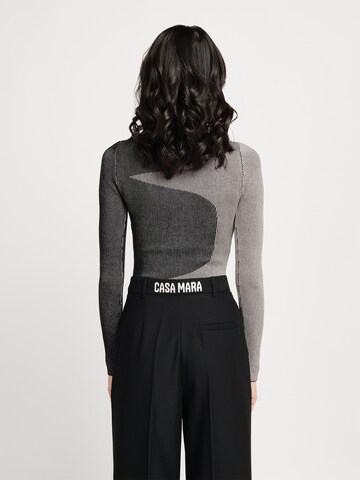 Casa Mara Sweter w kolorze szary: tył