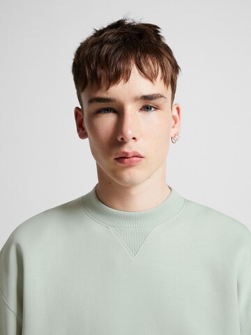 Bershka Sweatshirt in Groen