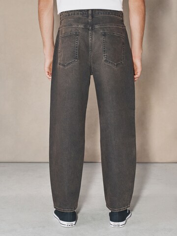 Next Barrel Jeans in Braun