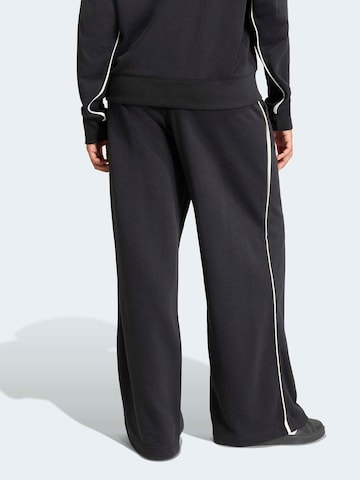 Wide leg Pantaloni sportivi di ADIDAS SPORTSWEAR in nero