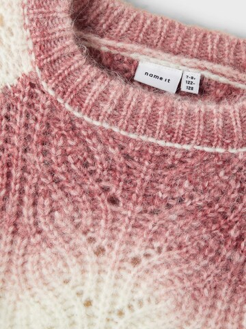 NAME IT Pullover in Lila