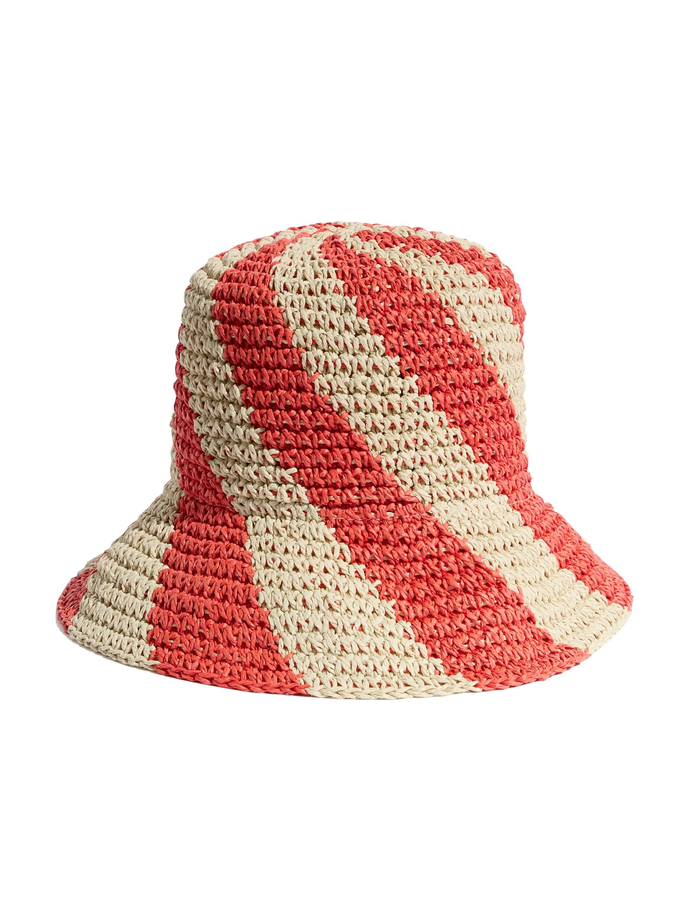 Friends Like These Hoed in Oranje: voorkant