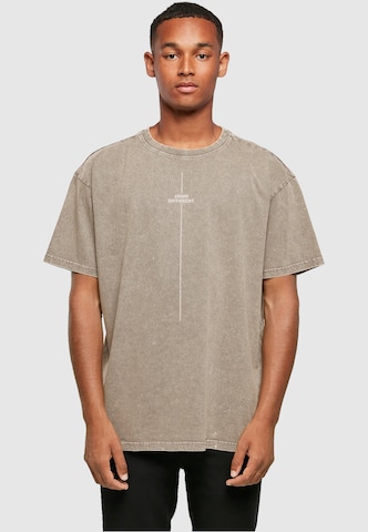 Merchcode Shirt 'Think Different' in Brown: front