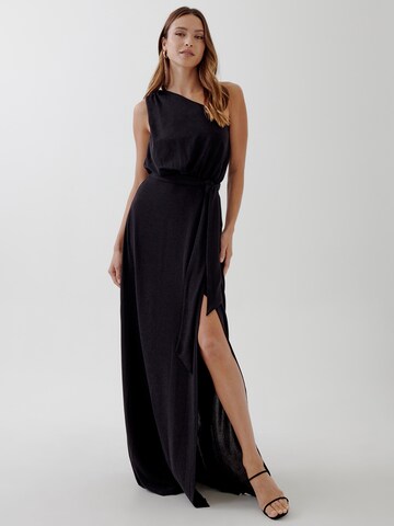 Tussah Dress 'Amanda' in Black: front
