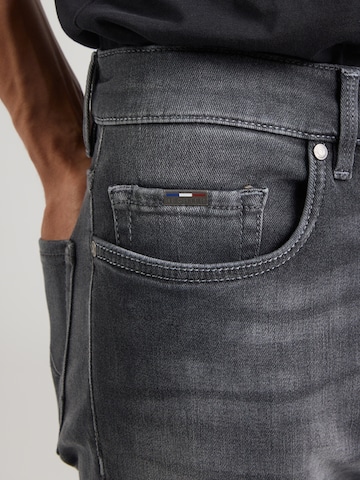 HECHTER PARIS Tapered Jeans 'H-BELFORT' i grå