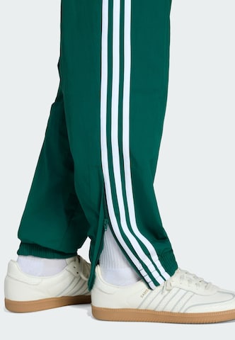 ADIDAS ORIGINALS Tapered Hose 'Firebird' in Grün