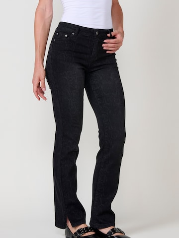 KOROSHI Regular Jeans in Zwart: voorkant