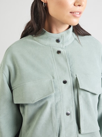 Veste mi-saison 'ONLDUNE' ONLY en vert