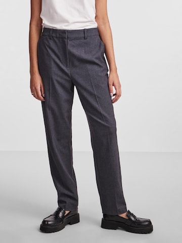 PIECES Regular Pants 'Luisa' in Grey: front