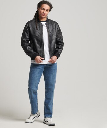 Superdry Jacke in Schwarz