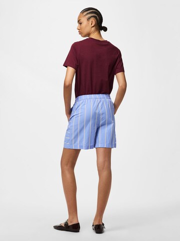 PIECES Regular Shorts 'PCPhilipa' in Blau
