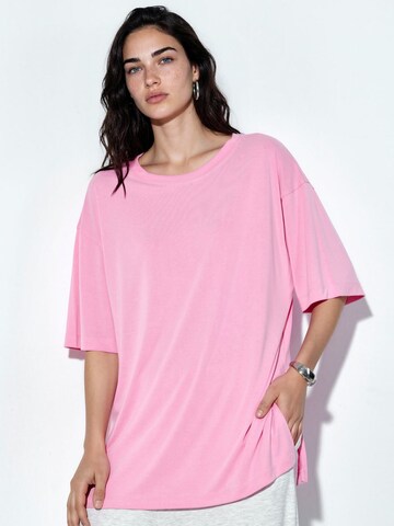 Busem Shirt in Pink: front