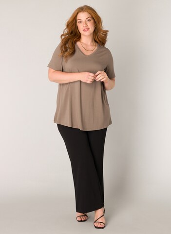 BASE LEVEL CURVY Shirt 'Alba' in Grey