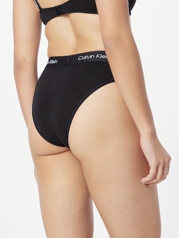 Calvin Klein Underwear قميص نسائي تحتي بلون أسود