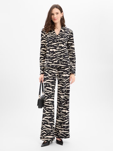 Regular Pantalon Marc Cain en noir