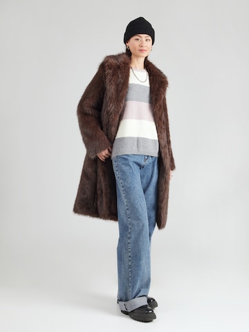 ABOUT YOU Sweater 'Viola' in Pink