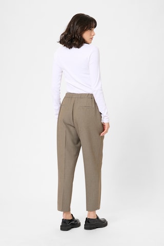 Kaffe - regular Pantalón de pinzas 'KAElyah' en beige