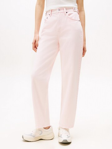 Tommy Jeans Regular Jeans in Pink: front