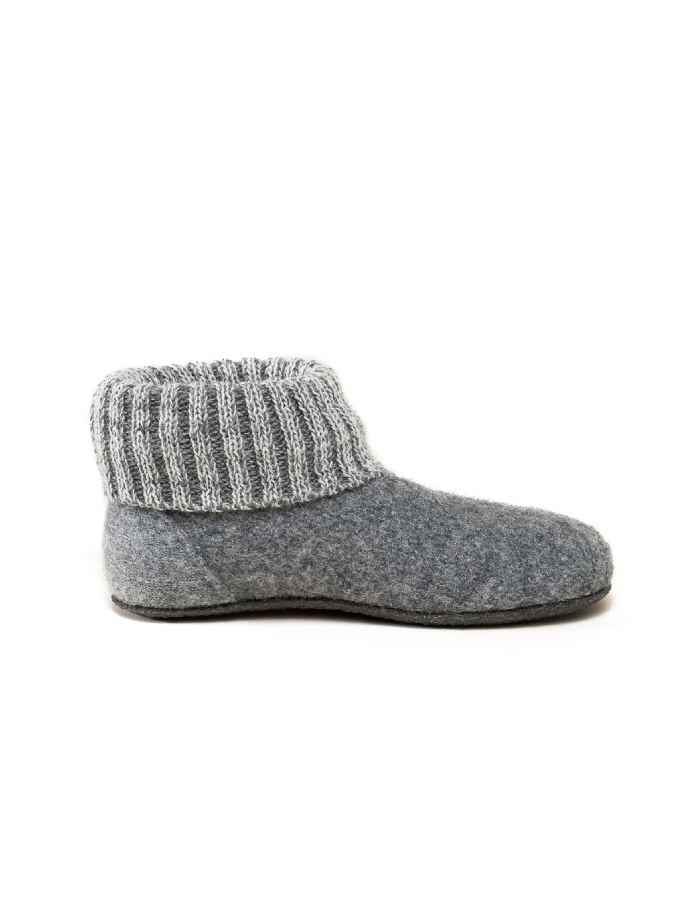 Gottstein Slippers 'Hüttenschuhe Alpine Boot FE' in Grey