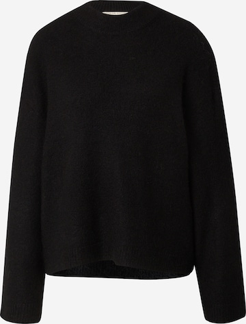 Gina Tricot Sweater in Black: front