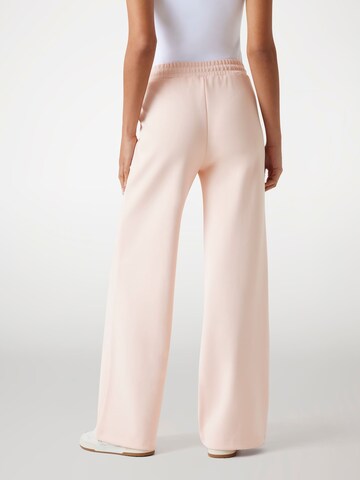 GUESS Loosefit Hose in Pink