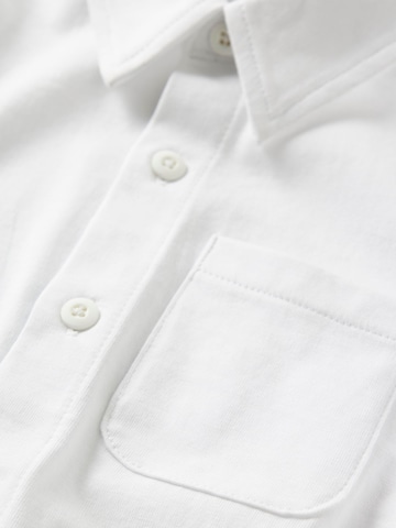 Coupe regular Chemise NAME IT en blanc