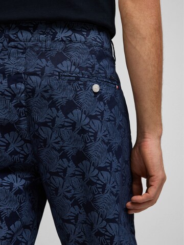 HECHTER PARIS Regular Trousers in Blue