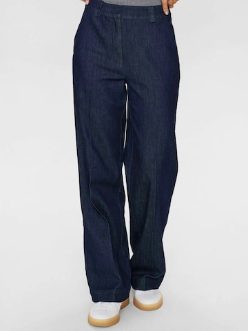NÜMPH Regular Jeans ' NUALETTA ' in Blauw: voorkant