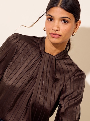 Camicia da donna di Friends Like These in marrone