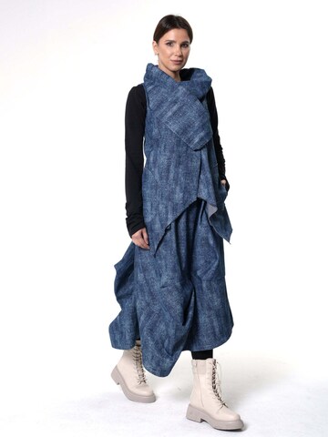 Metamorphoza Vest in Blue: front