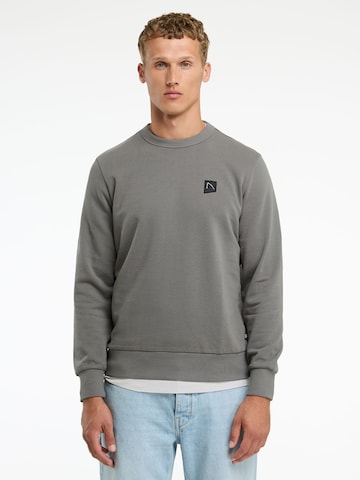 CHASIN' Sweatshirt ' Toby Wave ' in Grey: front