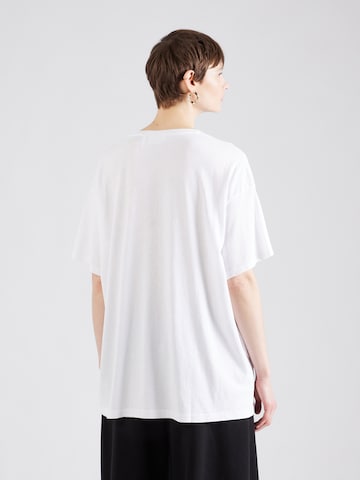 WEEKDAY - Camiseta talla grande 'Emy' en blanco