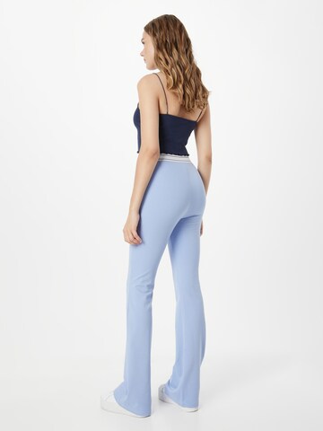 Tommy Jeans Flared Hose in Blau